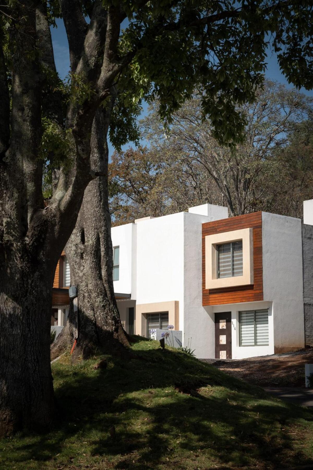 Luxury House Surrounded By Nature In Altozano * Morelia